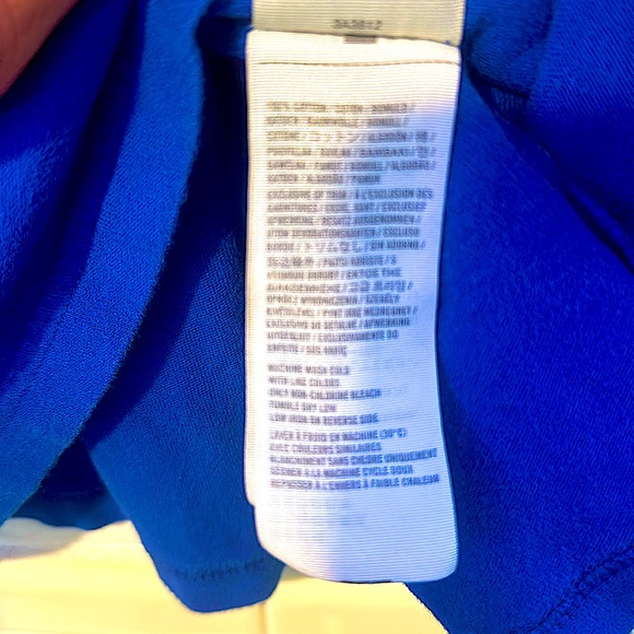 Men’s Medium Blue and green Hollister tee shirt - Picture 4 of 4